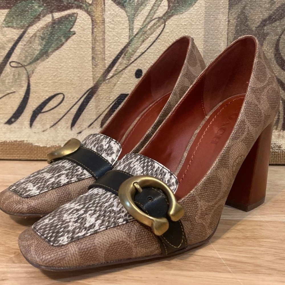 Coach Signature C Jade Loafer Block Heel Shoes size 6B Menswear Look